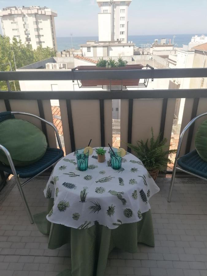 Hotel Miramare Et De La Ville Rimini Exterior foto